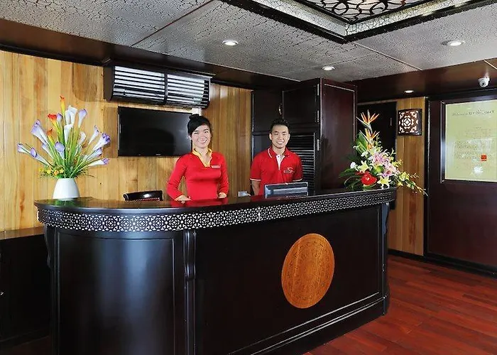 Starlight Cruise 5* Ha Long