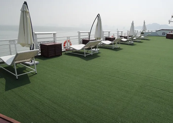 Starlight Cruise 5* Ha Long
